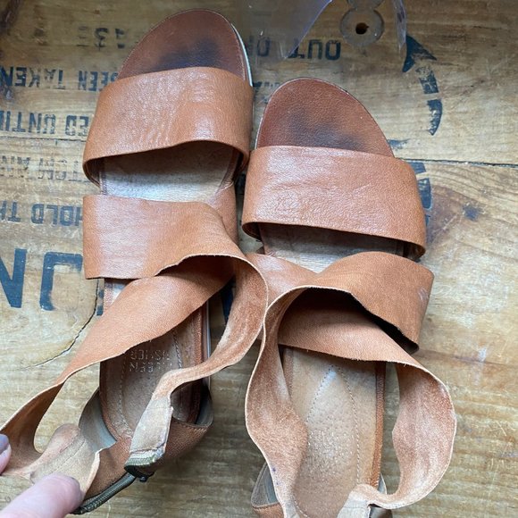 Eileen Fisher Sport Sneaker Sandal 8 Tan Leather - Picture 7 of 8